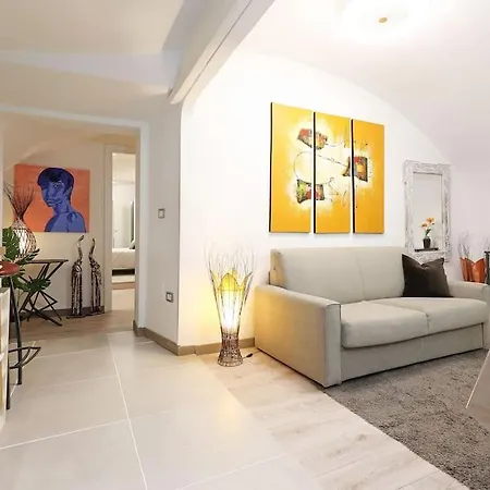Navona Wooow 5 Minutes Walk Apartment